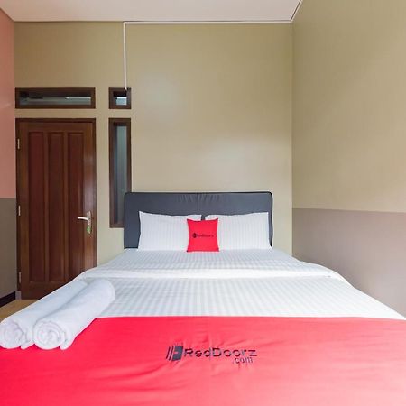 Hotel Reddoorz Syariah Near Politeknik Negeri Bandung Campus Cimahi Exterior foto