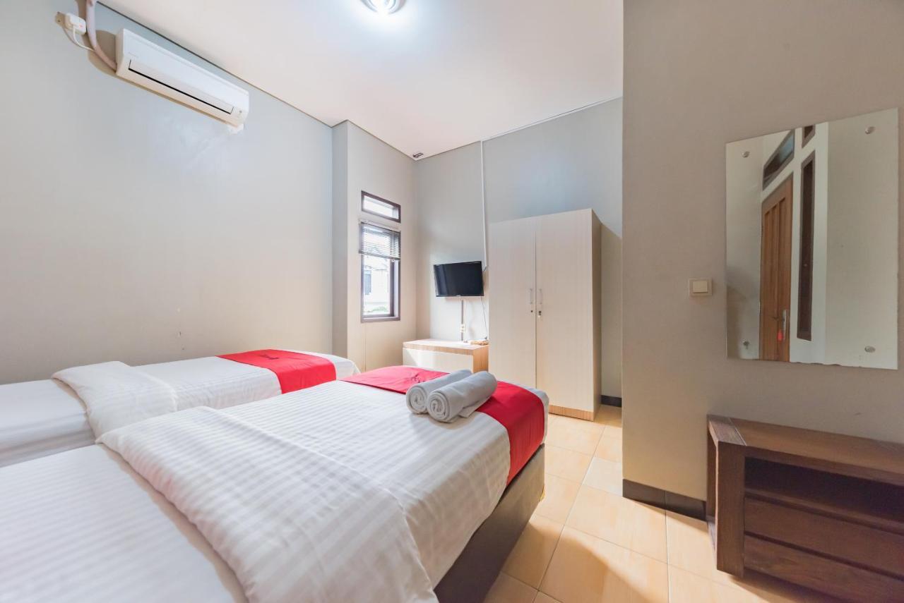 Hotel Reddoorz Syariah Near Politeknik Negeri Bandung Campus Cimahi Exterior foto