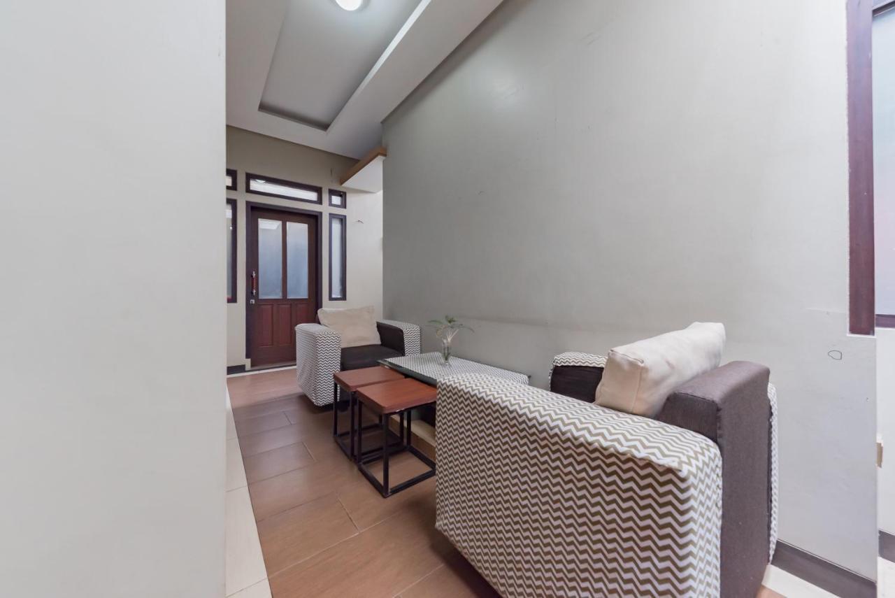 Hotel Reddoorz Syariah Near Politeknik Negeri Bandung Campus Cimahi Exterior foto