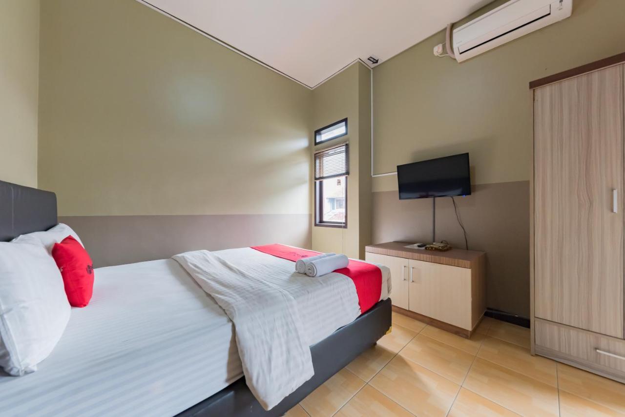 Hotel Reddoorz Syariah Near Politeknik Negeri Bandung Campus Cimahi Exterior foto